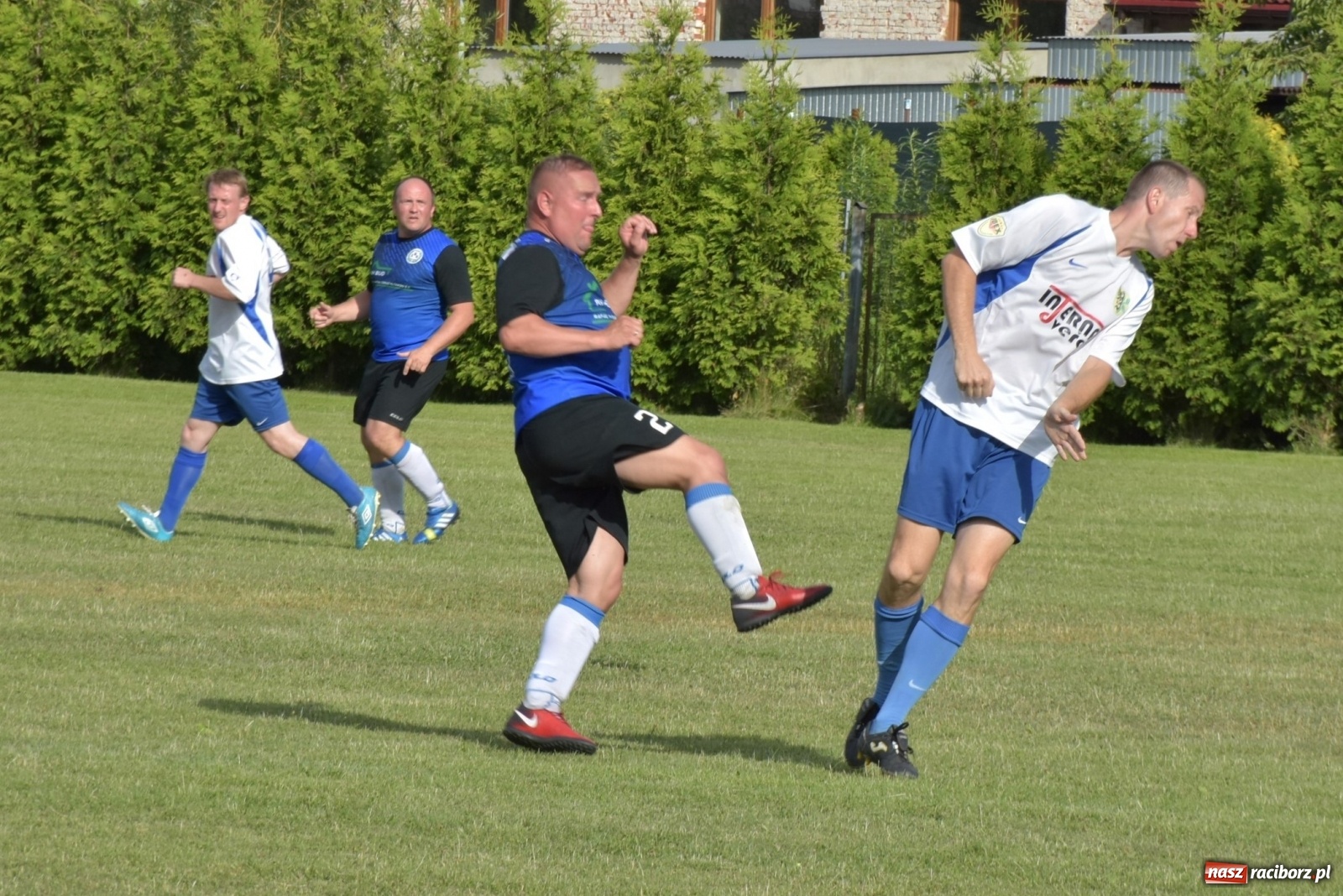 Zdjęcie w galerii na portalu naszraciborz.pl: Oldboje zagrali o Puchar Wójta Krzyżanowic [FOTO] wiadomości z regionu