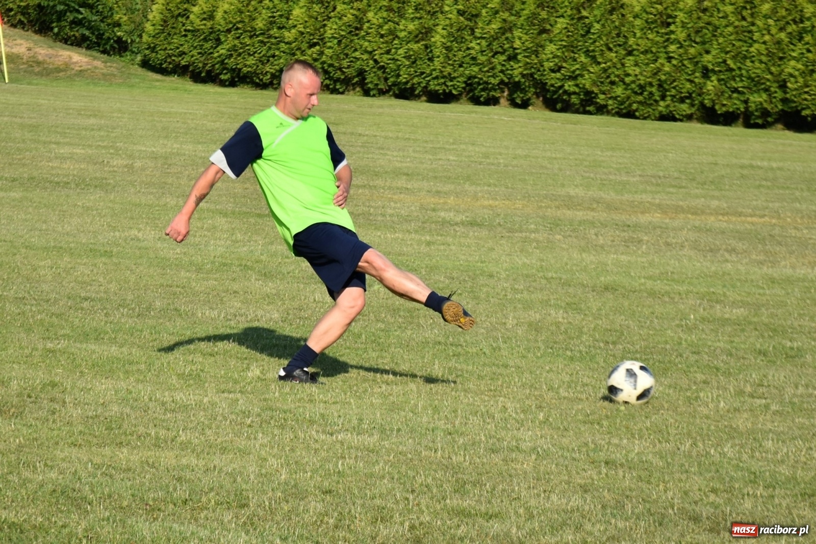 Zdjęcie w galerii na portalu naszraciborz.pl: Oldboje zagrali o Puchar Wójta Krzyżanowic [FOTO] wiadomości z regionu