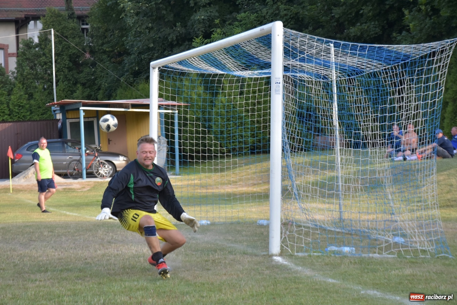 Zdjęcie w galerii na portalu naszraciborz.pl: Oldboje zagrali o Puchar Wójta Krzyżanowic [FOTO] wiadomości z regionu