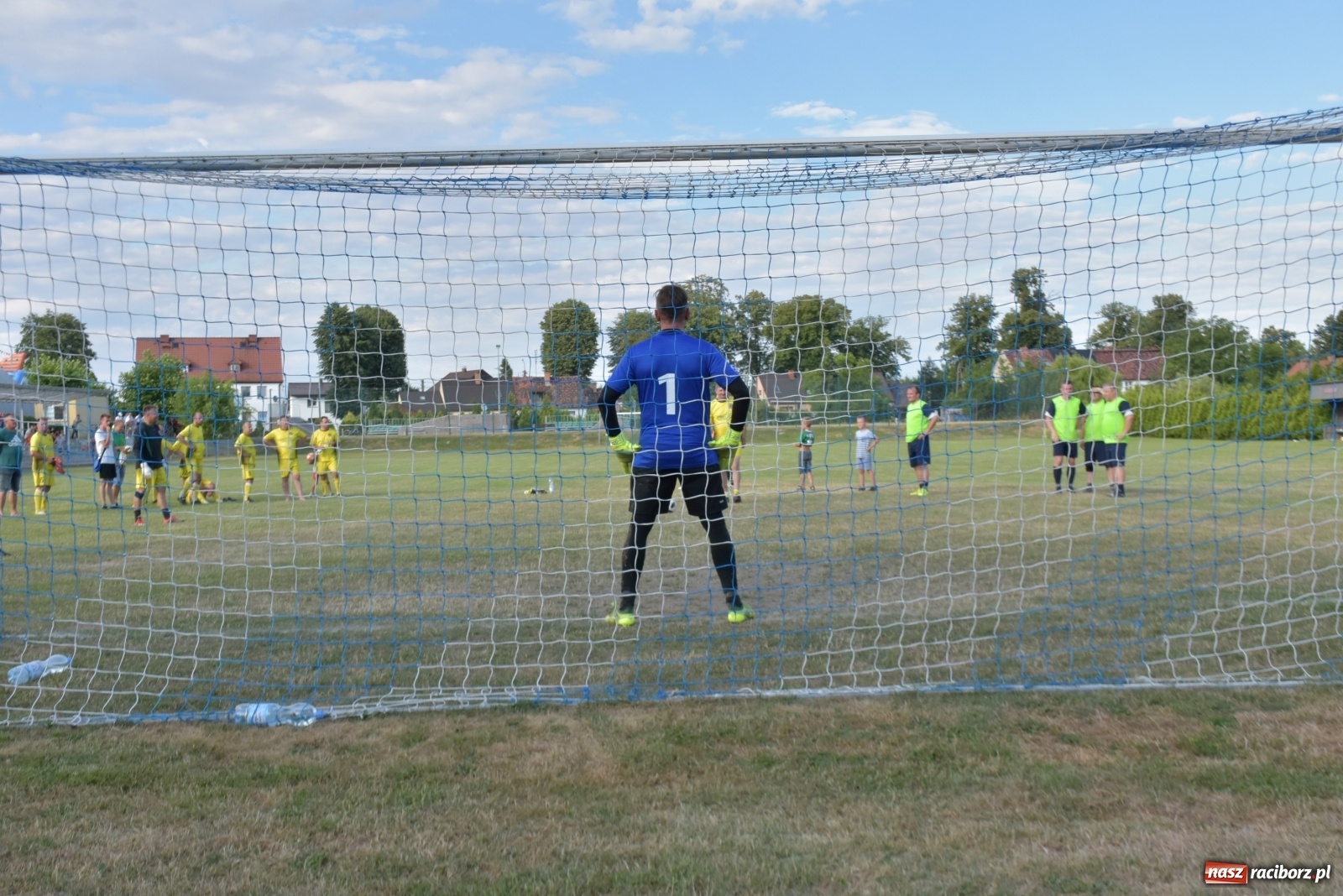 Zdjęcie w galerii na portalu naszraciborz.pl: Oldboje zagrali o Puchar Wójta Krzyżanowic [FOTO] wiadomości z regionu