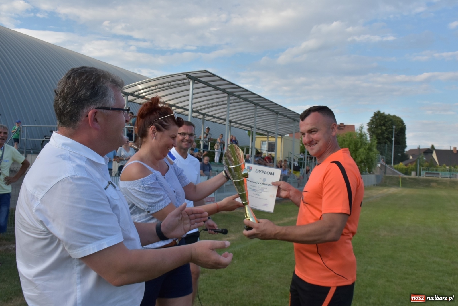 Zdjęcie w galerii na portalu naszraciborz.pl: Oldboje zagrali o Puchar Wójta Krzyżanowic [FOTO] wiadomości z regionu