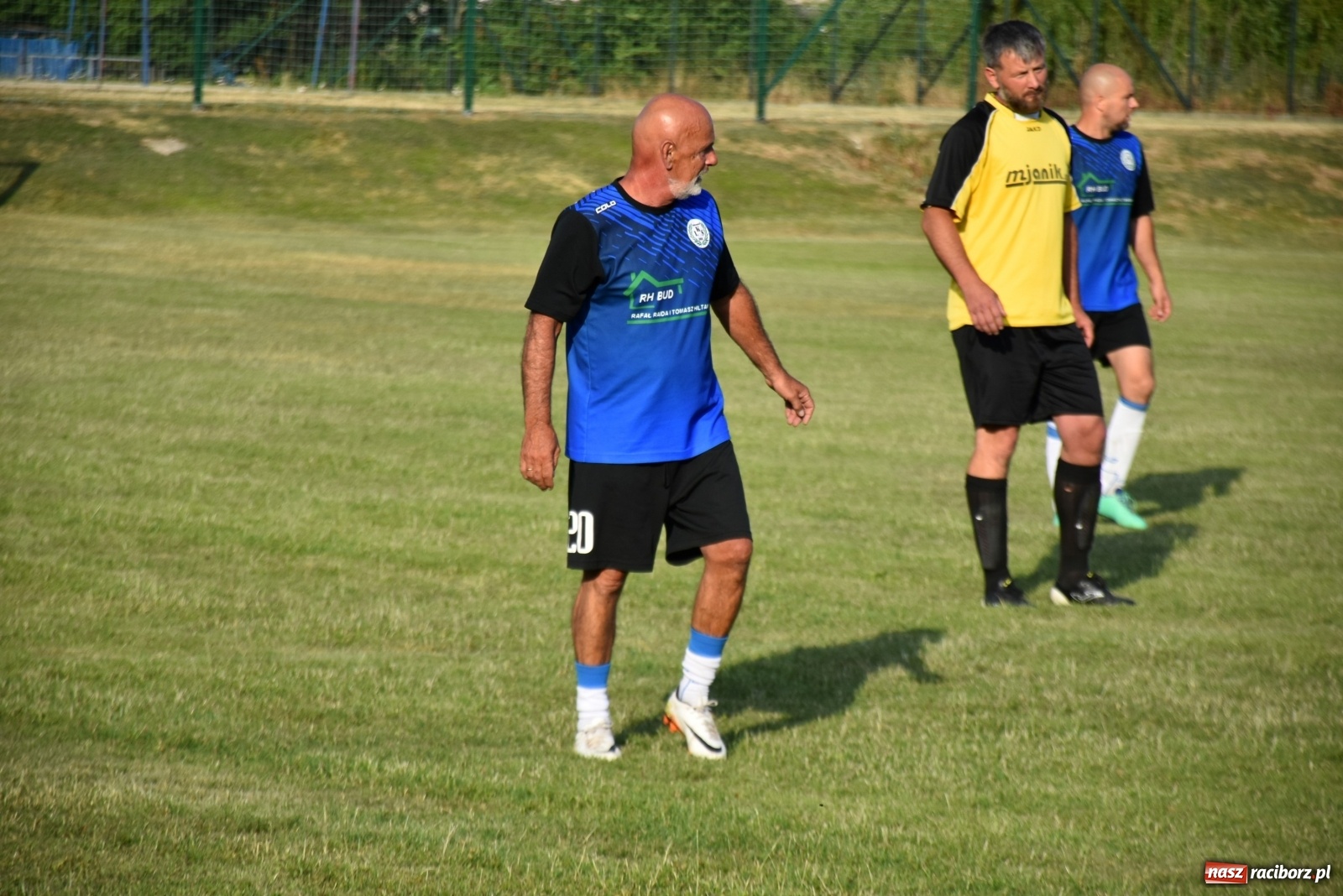 Zdjęcie w galerii na portalu naszraciborz.pl: Oldboje zagrali o Puchar Wójta Krzyżanowic [FOTO] wiadomości z regionu