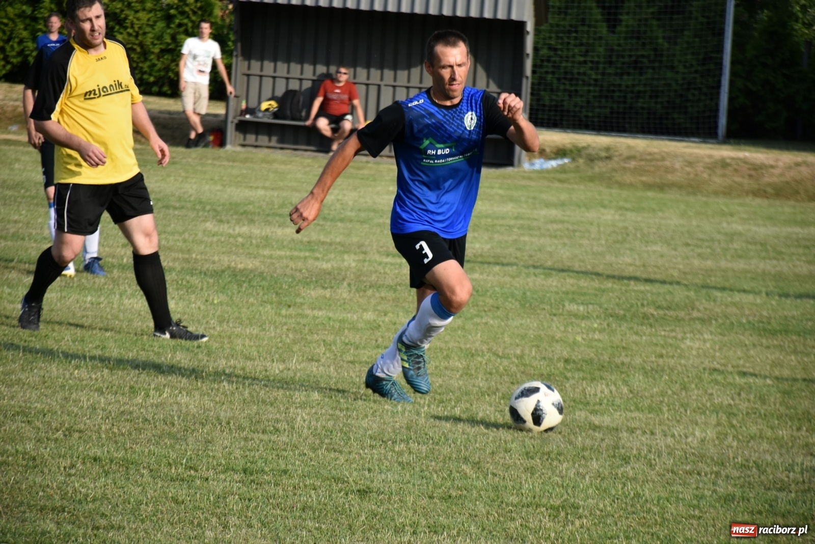Zdjęcie w galerii na portalu naszraciborz.pl: Oldboje zagrali o Puchar Wójta Krzyżanowic [FOTO] wiadomości z regionu