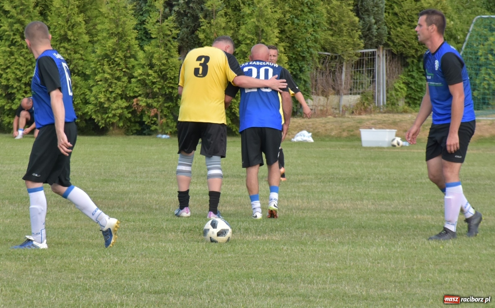 Zdjęcie w galerii na portalu naszraciborz.pl: Oldboje zagrali o Puchar Wójta Krzyżanowic [FOTO] wiadomości z regionu