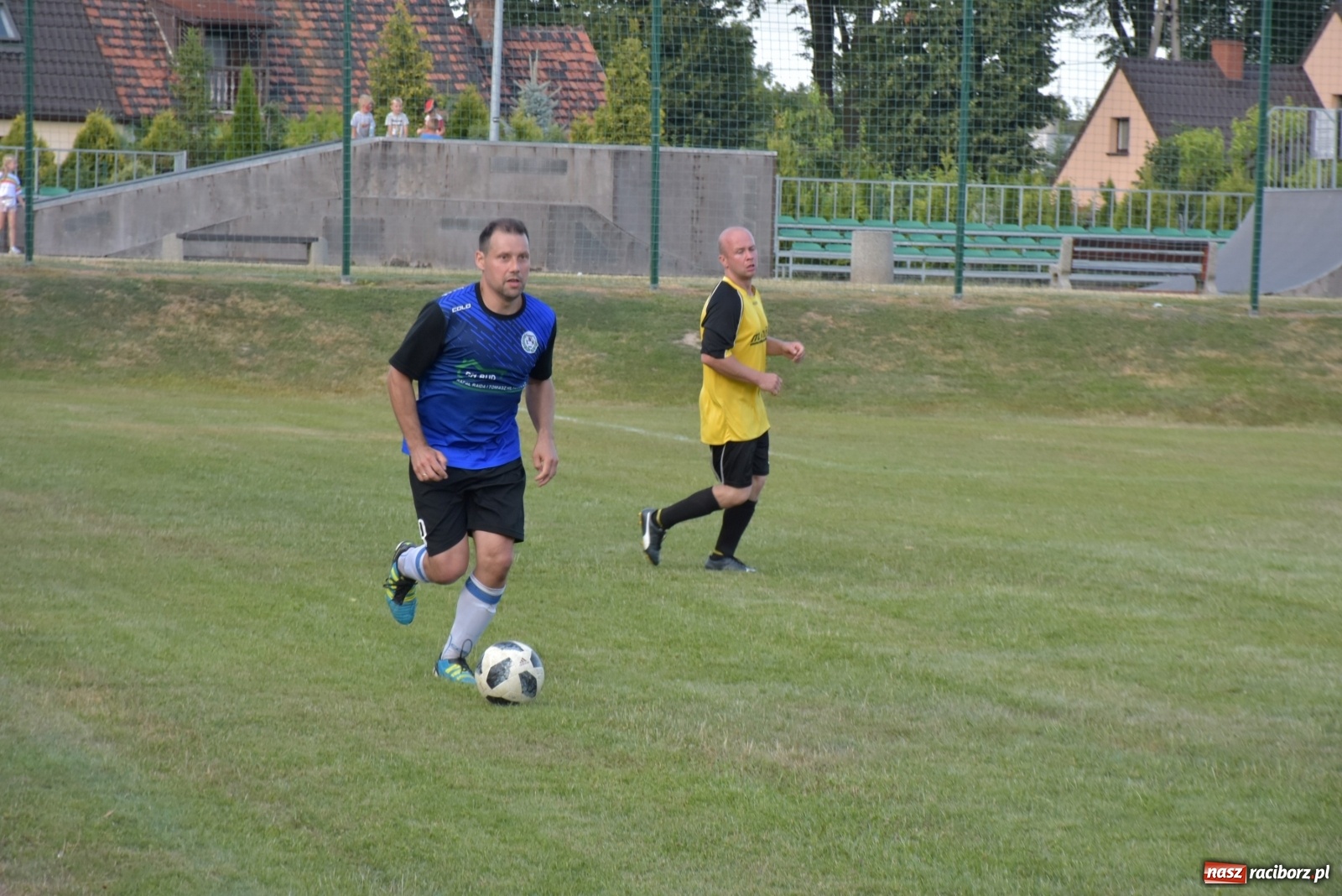 Zdjęcie w galerii na portalu naszraciborz.pl: Oldboje zagrali o Puchar Wójta Krzyżanowic [FOTO] wiadomości z regionu