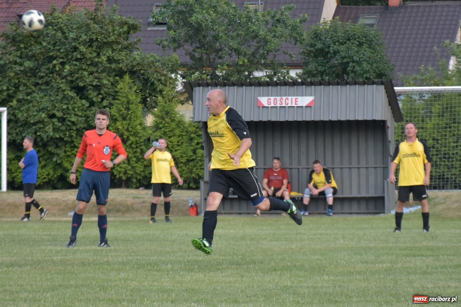 Zdjęcie w galerii na portalu naszraciborz.pl: Oldboje zagrali o Puchar Wójta Krzyżanowic [FOTO] wiadomości z regionu
