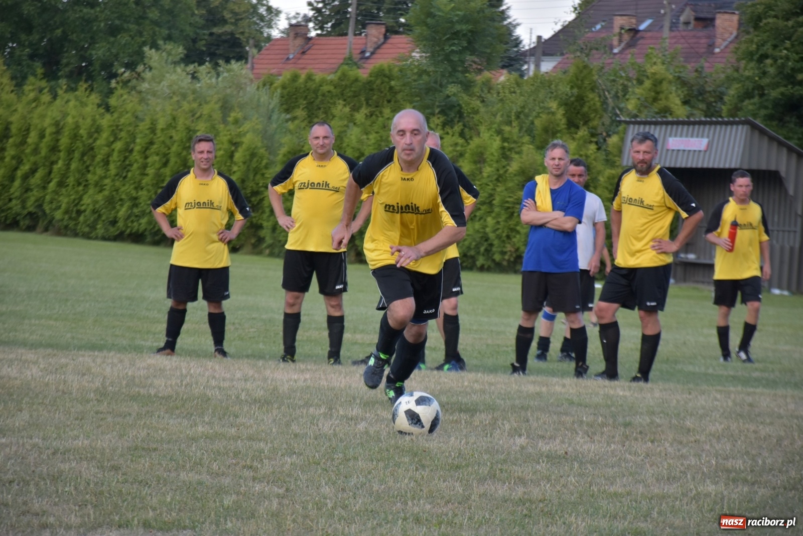 Zdjęcie w galerii na portalu naszraciborz.pl: Oldboje zagrali o Puchar Wójta Krzyżanowic [FOTO] wiadomości z regionu