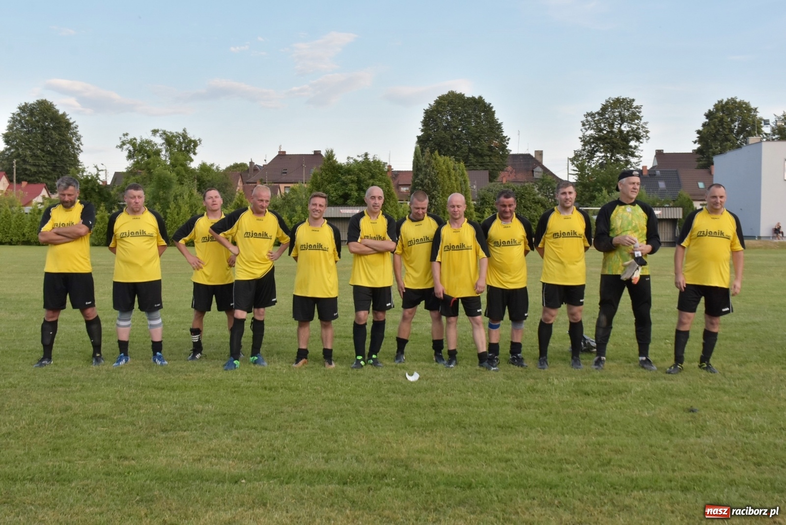 Zdjęcie w galerii na portalu naszraciborz.pl: Oldboje zagrali o Puchar Wójta Krzyżanowic [FOTO] wiadomości z regionu