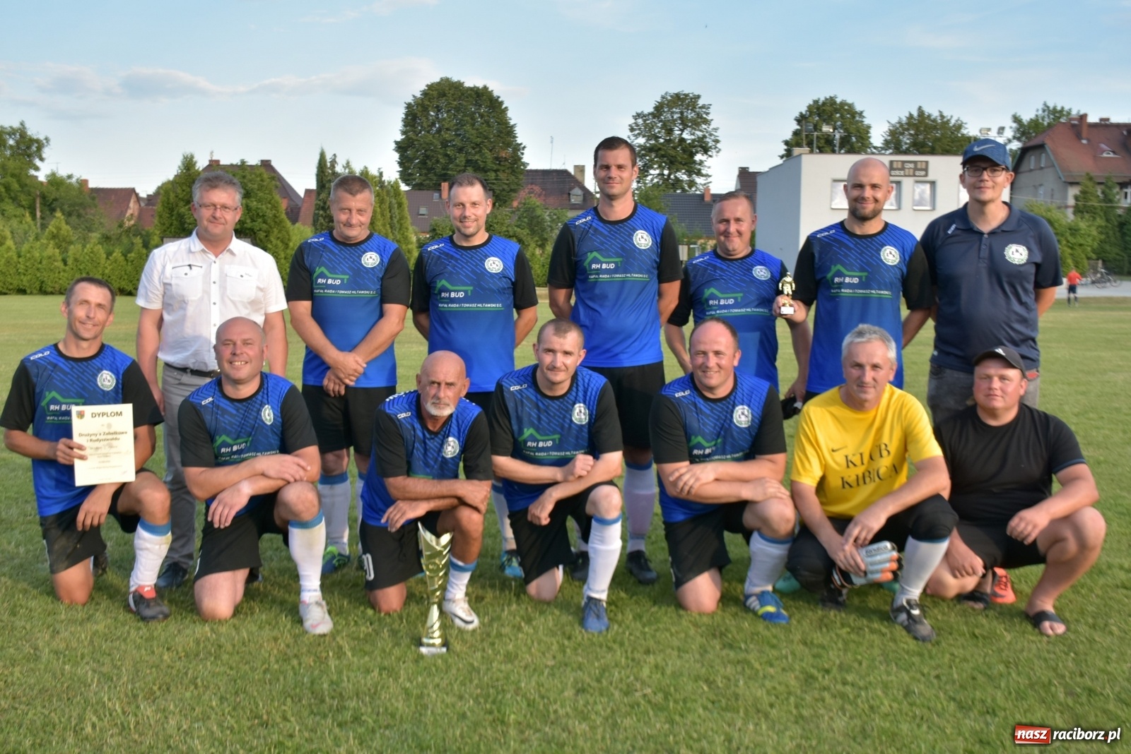 Zdjęcie w galerii na portalu naszraciborz.pl: Oldboje zagrali o Puchar Wójta Krzyżanowic [FOTO] wiadomości z regionu