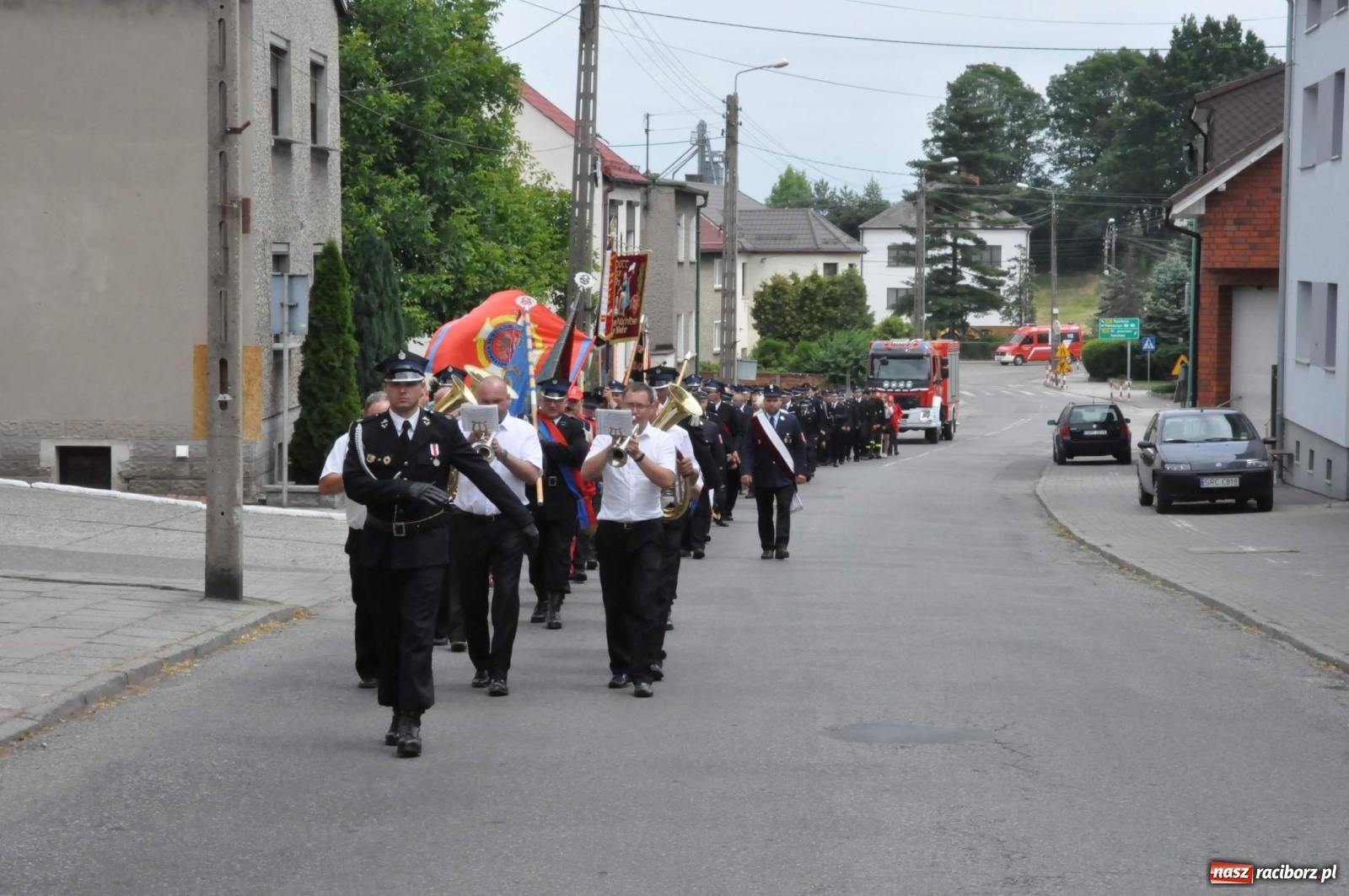 Zdjęcie w galerii na portalu naszraciborz.pl: Radość, łzy i wzruszenie. Strażacy z Krzanowic świętowali 130-lecie i żegnali swojego kapelana [FOTO i WIDEO] wiadomości z regionu