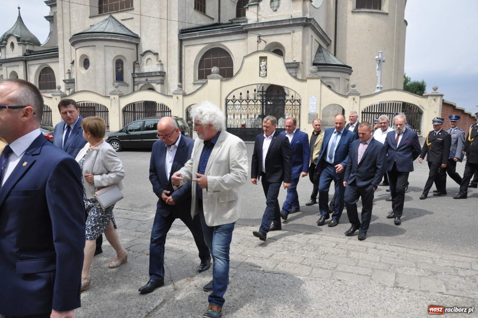 Zdjęcie w galerii na portalu naszraciborz.pl: Radość, łzy i wzruszenie. Strażacy z Krzanowic świętowali 130-lecie i żegnali swojego kapelana [FOTO i WIDEO] wiadomości z regionu