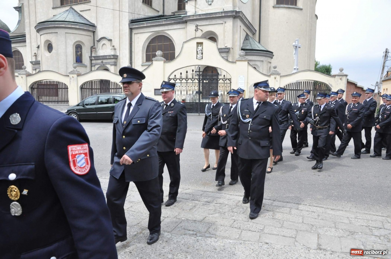 Zdjęcie w galerii na portalu naszraciborz.pl: Radość, łzy i wzruszenie. Strażacy z Krzanowic świętowali 130-lecie i żegnali swojego kapelana [FOTO i WIDEO] wiadomości z regionu