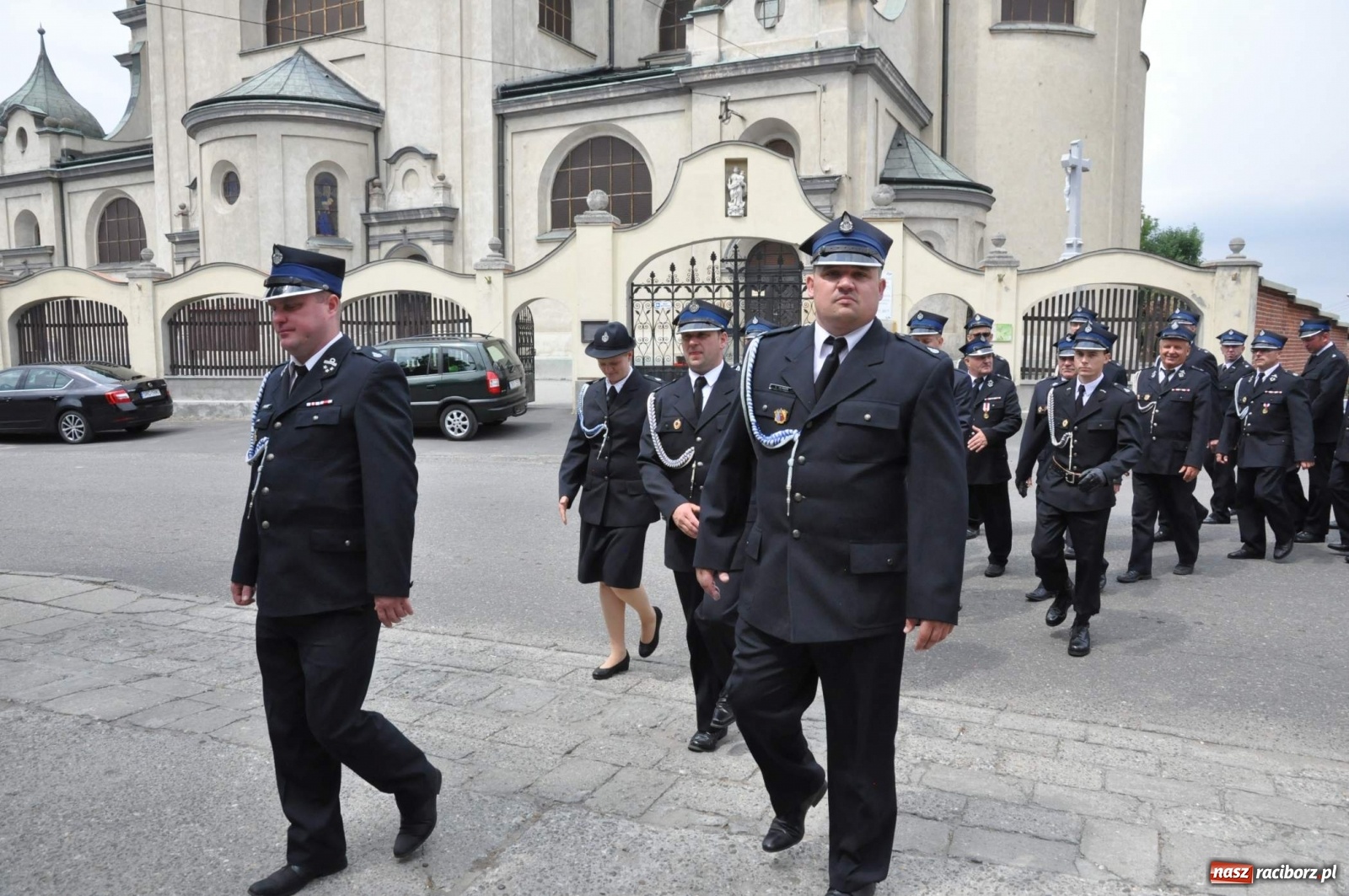 Zdjęcie w galerii na portalu naszraciborz.pl: Radość, łzy i wzruszenie. Strażacy z Krzanowic świętowali 130-lecie i żegnali swojego kapelana [FOTO i WIDEO] wiadomości z regionu