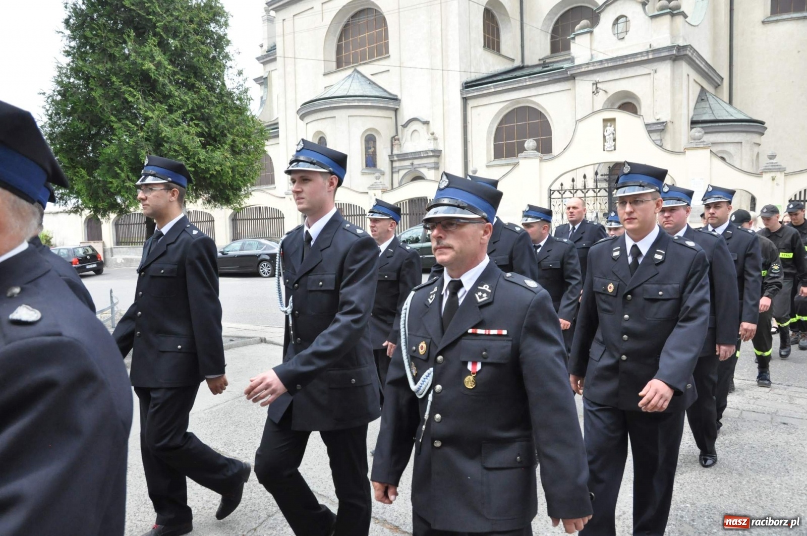 Zdjęcie w galerii na portalu naszraciborz.pl: Radość, łzy i wzruszenie. Strażacy z Krzanowic świętowali 130-lecie i żegnali swojego kapelana [FOTO i WIDEO] wiadomości z regionu