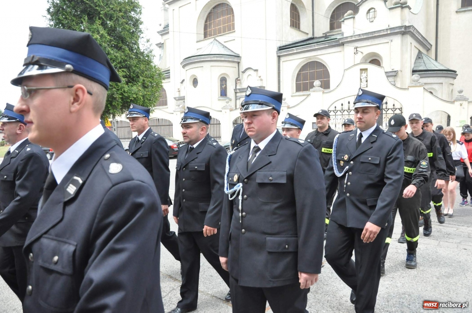 Zdjęcie w galerii na portalu naszraciborz.pl: Radość, łzy i wzruszenie. Strażacy z Krzanowic świętowali 130-lecie i żegnali swojego kapelana [FOTO i WIDEO] wiadomości z regionu
