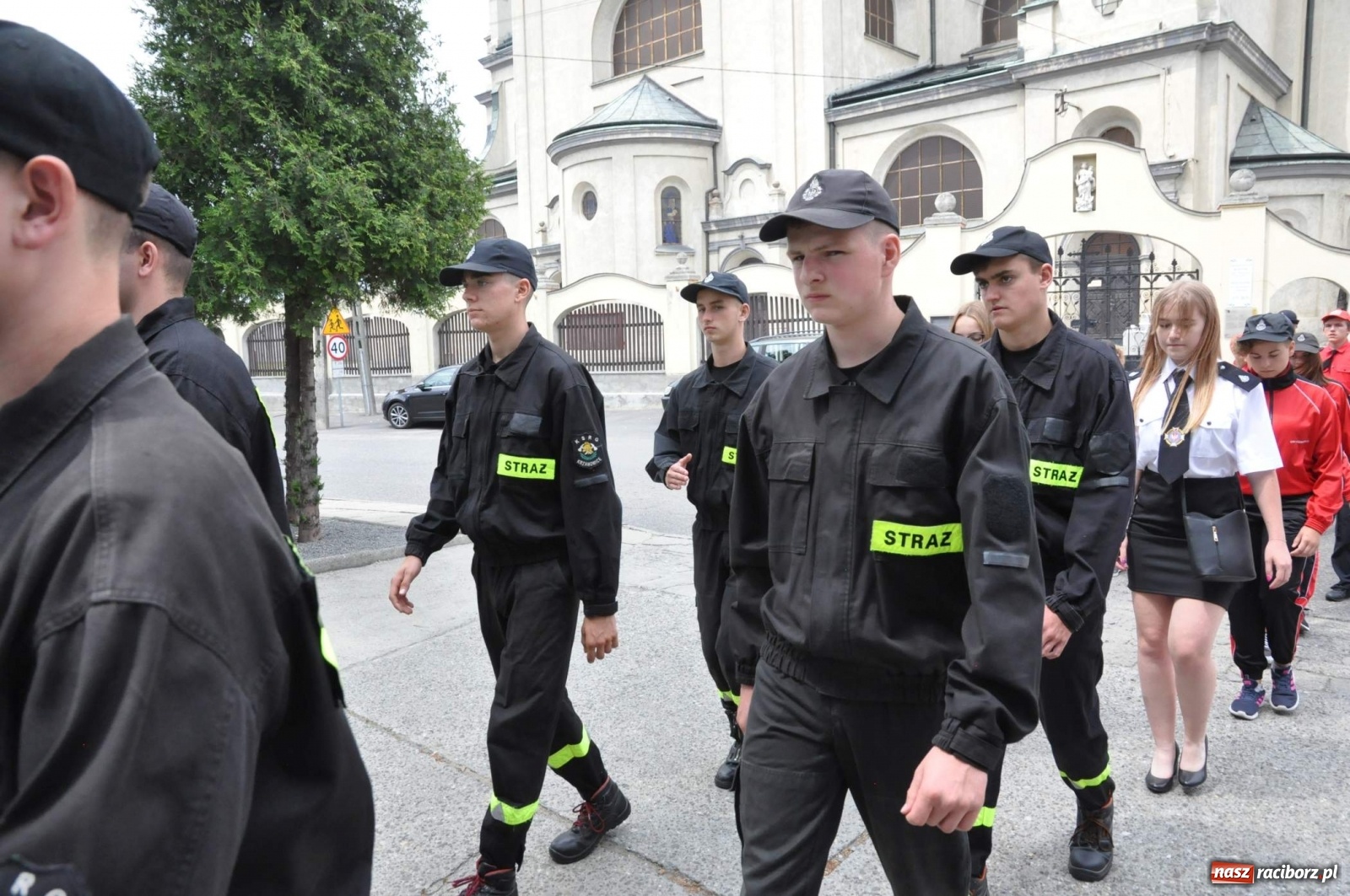 Zdjęcie w galerii na portalu naszraciborz.pl: Radość, łzy i wzruszenie. Strażacy z Krzanowic świętowali 130-lecie i żegnali swojego kapelana [FOTO i WIDEO] wiadomości z regionu