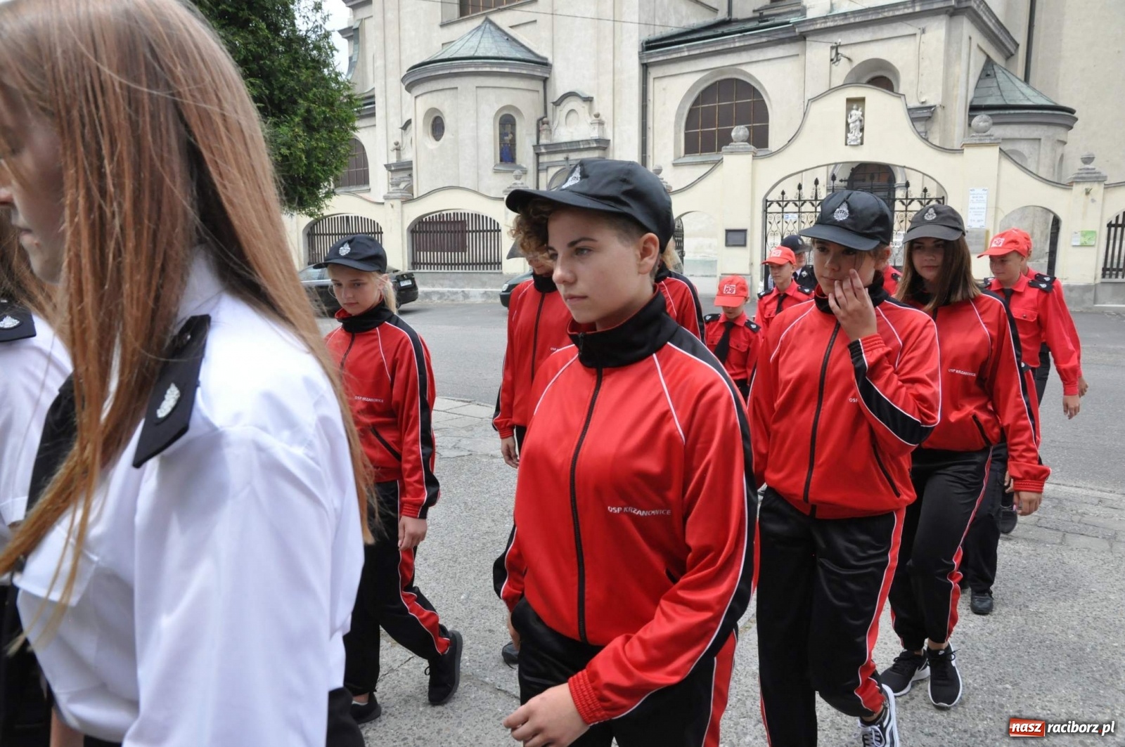 Zdjęcie w galerii na portalu naszraciborz.pl: Radość, łzy i wzruszenie. Strażacy z Krzanowic świętowali 130-lecie i żegnali swojego kapelana [FOTO i WIDEO] wiadomości z regionu