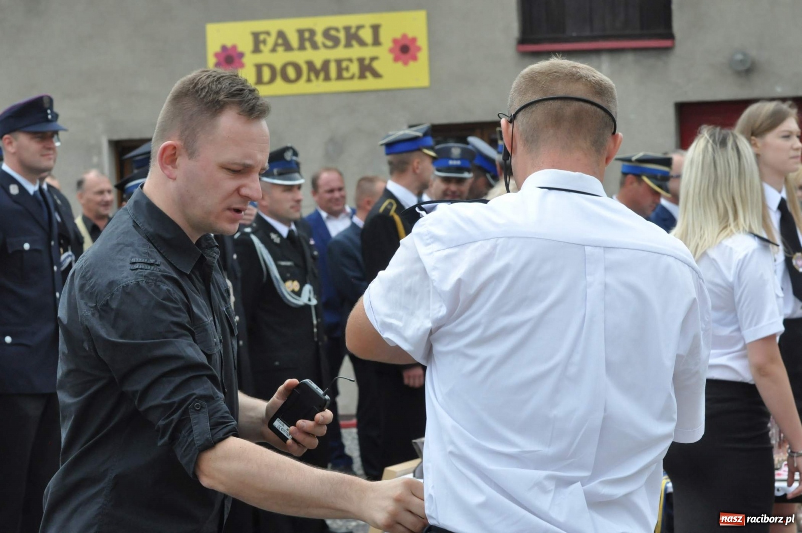 Zdjęcie w galerii na portalu naszraciborz.pl: Radość, łzy i wzruszenie. Strażacy z Krzanowic świętowali 130-lecie i żegnali swojego kapelana [FOTO i WIDEO] wiadomości z regionu
