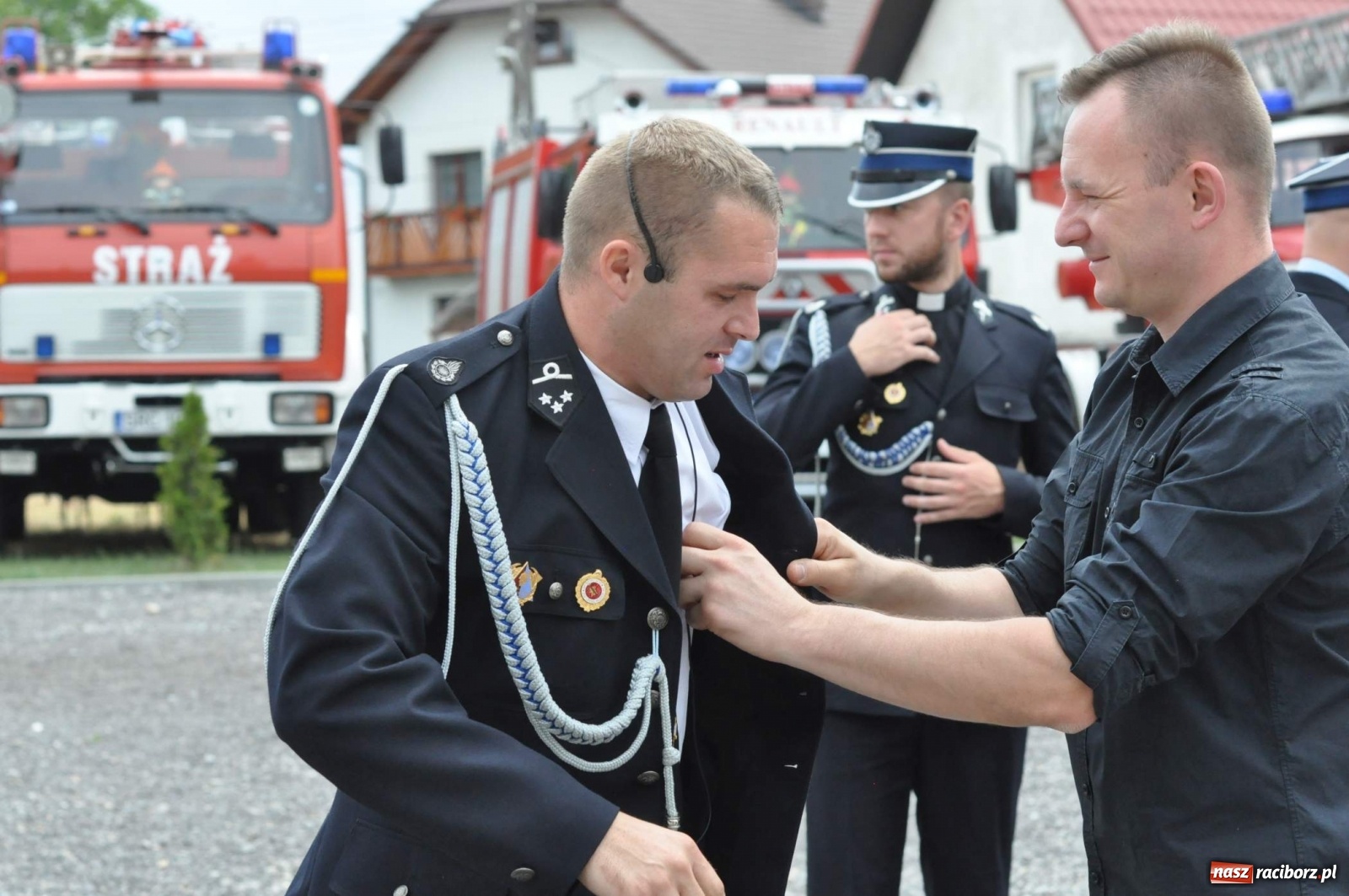Zdjęcie w galerii na portalu naszraciborz.pl: Radość, łzy i wzruszenie. Strażacy z Krzanowic świętowali 130-lecie i żegnali swojego kapelana [FOTO i WIDEO] wiadomości z regionu