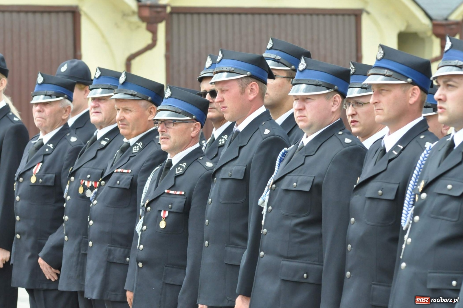 Zdjęcie w galerii na portalu naszraciborz.pl: Radość, łzy i wzruszenie. Strażacy z Krzanowic świętowali 130-lecie i żegnali swojego kapelana [FOTO i WIDEO] wiadomości z regionu