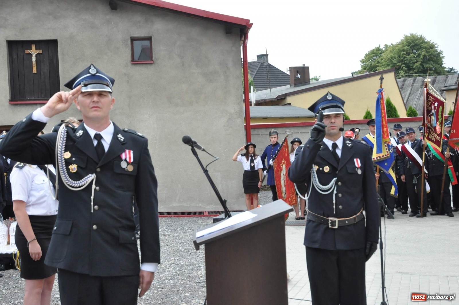 Zdjęcie w galerii na portalu naszraciborz.pl: Radość, łzy i wzruszenie. Strażacy z Krzanowic świętowali 130-lecie i żegnali swojego kapelana [FOTO i WIDEO] wiadomości z regionu