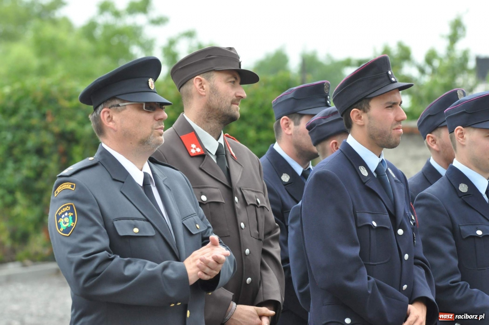 Zdjęcie w galerii na portalu naszraciborz.pl: Radość, łzy i wzruszenie. Strażacy z Krzanowic świętowali 130-lecie i żegnali swojego kapelana [FOTO i WIDEO] wiadomości z regionu