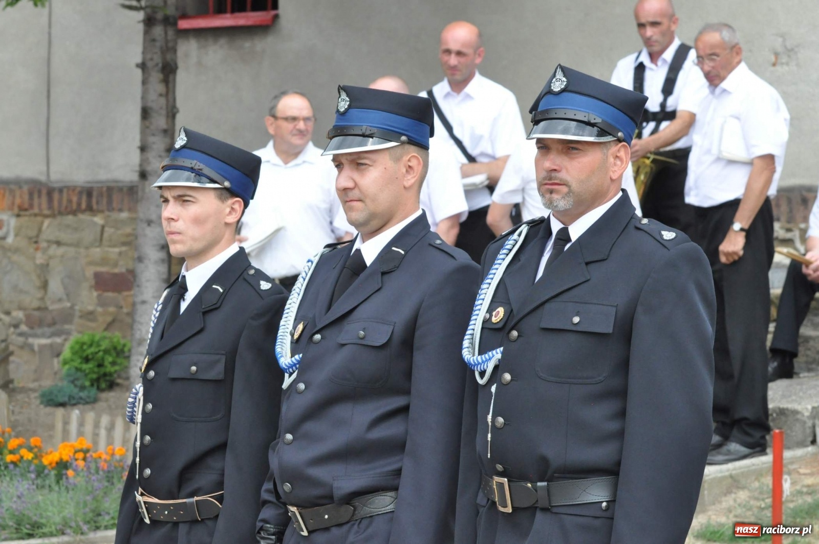 Zdjęcie w galerii na portalu naszraciborz.pl: Radość, łzy i wzruszenie. Strażacy z Krzanowic świętowali 130-lecie i żegnali swojego kapelana [FOTO i WIDEO] wiadomości z regionu