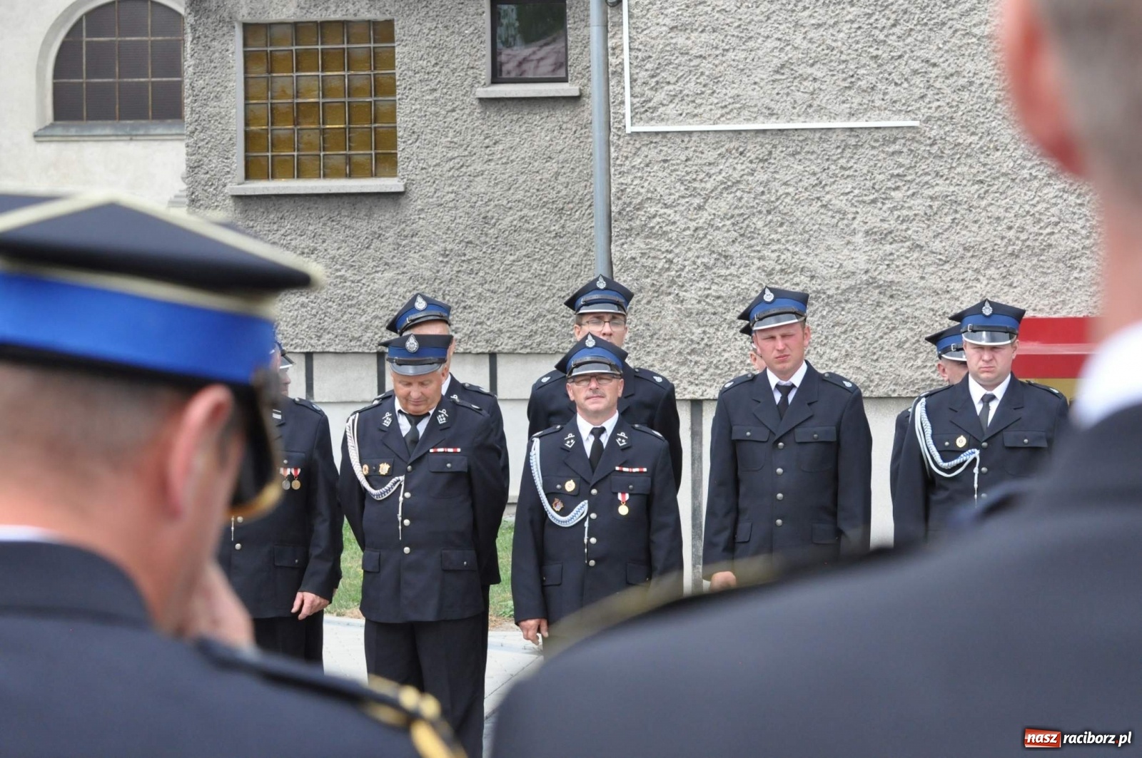 Zdjęcie w galerii na portalu naszraciborz.pl: Radość, łzy i wzruszenie. Strażacy z Krzanowic świętowali 130-lecie i żegnali swojego kapelana [FOTO i WIDEO] wiadomości z regionu
