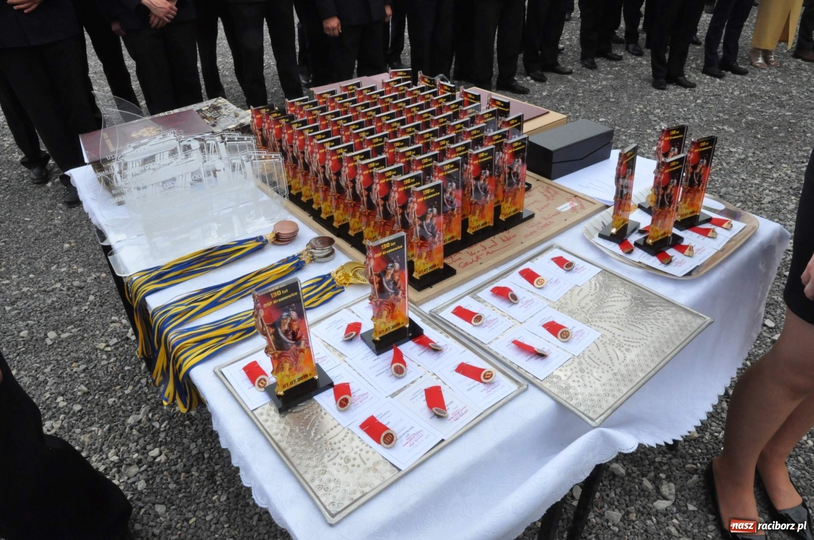 Zdjęcie w galerii na portalu naszraciborz.pl: Radość, łzy i wzruszenie. Strażacy z Krzanowic świętowali 130-lecie i żegnali swojego kapelana [FOTO i WIDEO] wiadomości z regionu