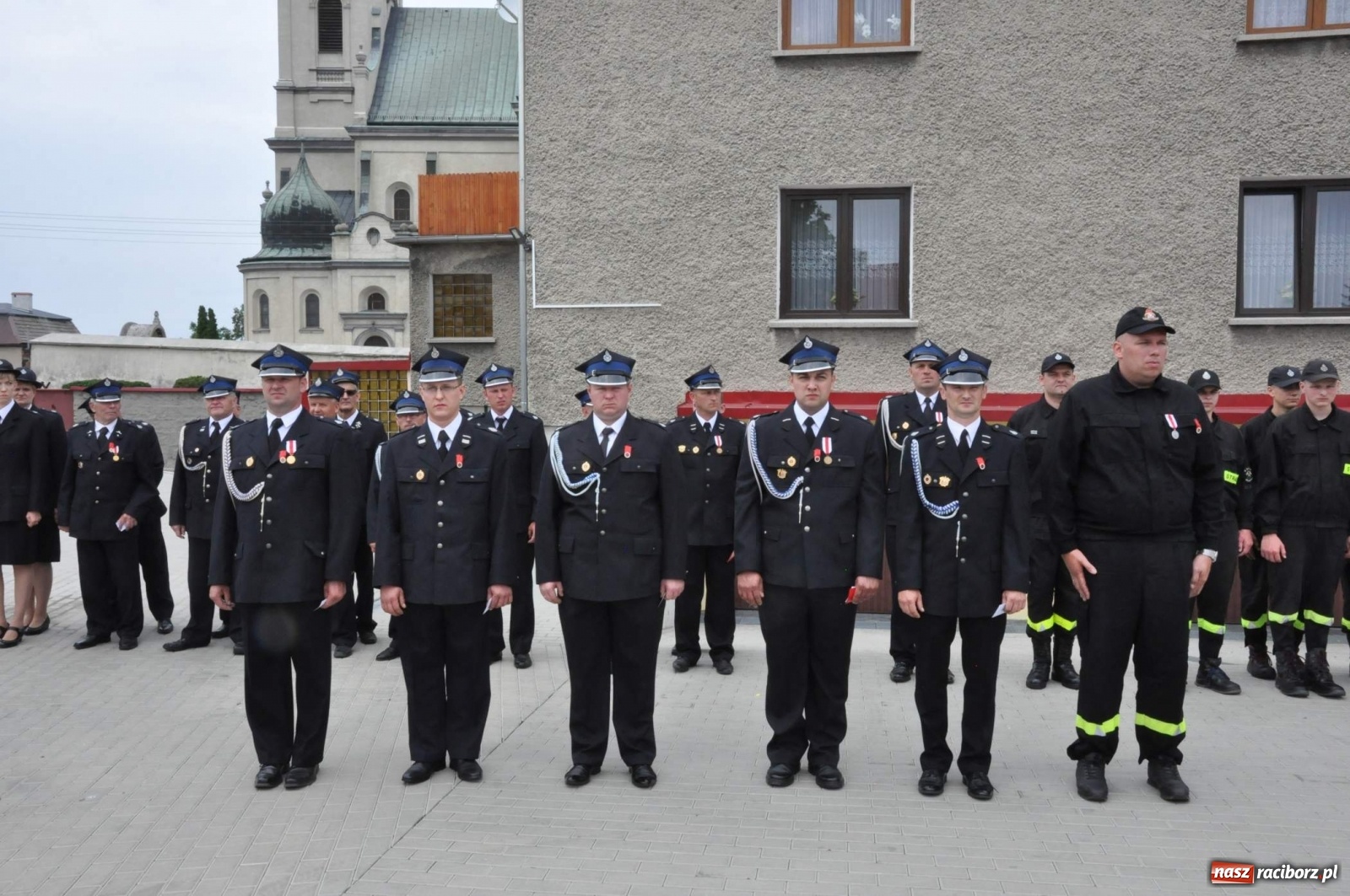 Zdjęcie w galerii na portalu naszraciborz.pl: Radość, łzy i wzruszenie. Strażacy z Krzanowic świętowali 130-lecie i żegnali swojego kapelana [FOTO i WIDEO] wiadomości z regionu
