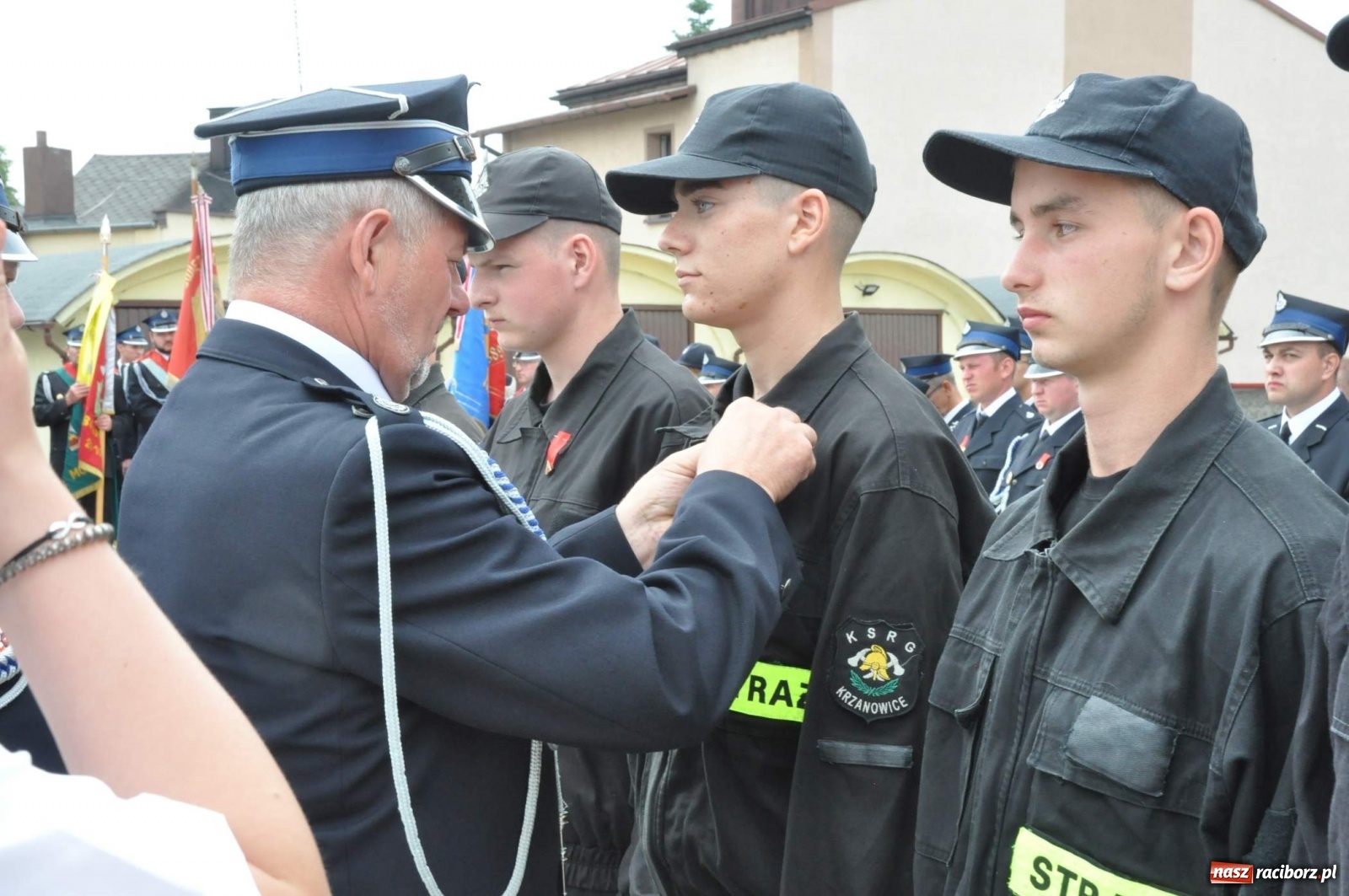 Zdjęcie w galerii na portalu naszraciborz.pl: Radość, łzy i wzruszenie. Strażacy z Krzanowic świętowali 130-lecie i żegnali swojego kapelana [FOTO i WIDEO] wiadomości z regionu