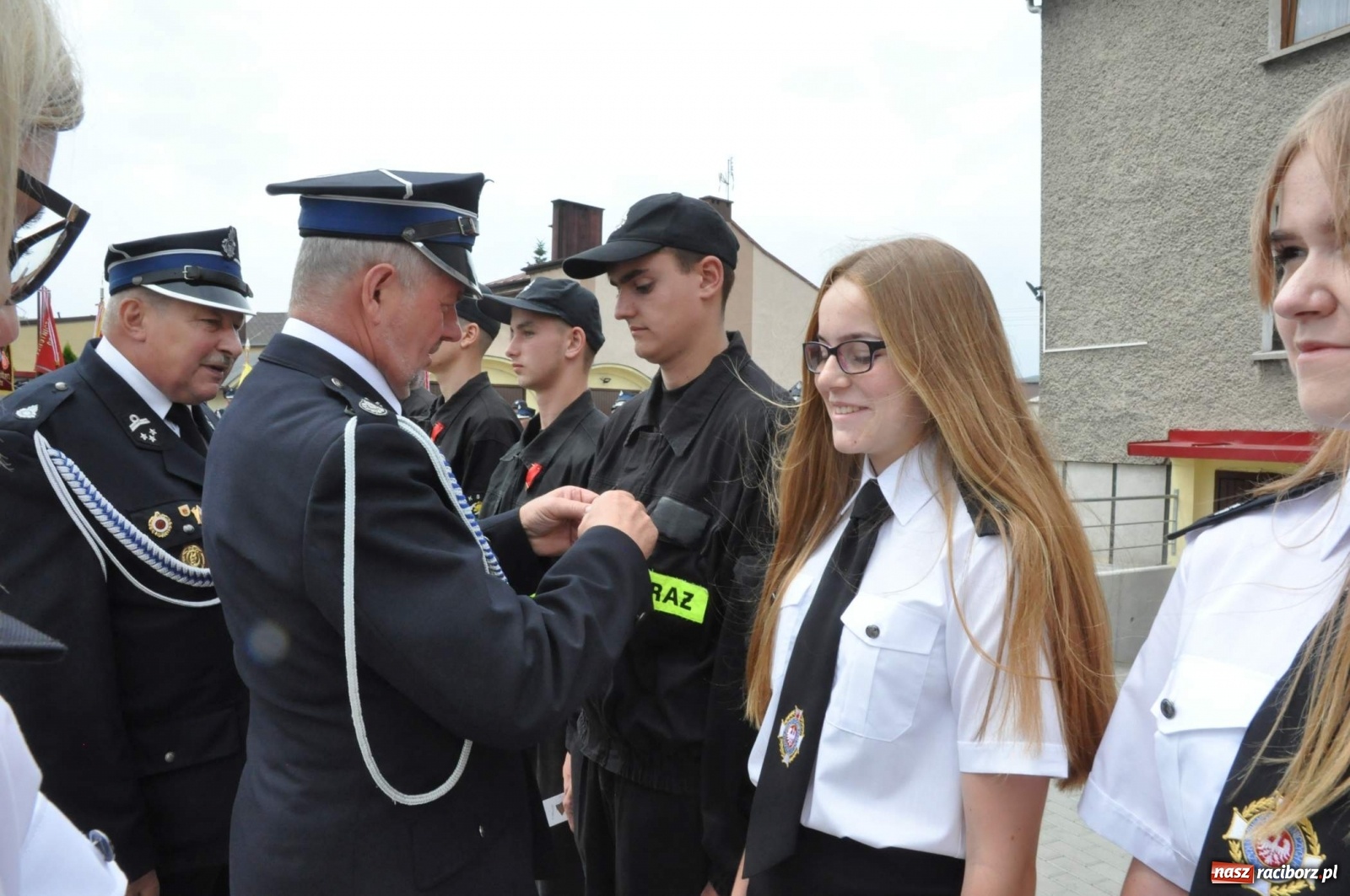 Zdjęcie w galerii na portalu naszraciborz.pl: Radość, łzy i wzruszenie. Strażacy z Krzanowic świętowali 130-lecie i żegnali swojego kapelana [FOTO i WIDEO] wiadomości z regionu