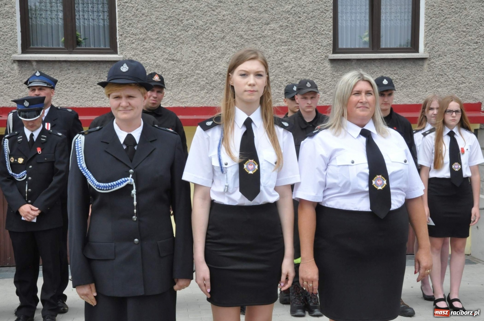 Zdjęcie w galerii na portalu naszraciborz.pl: Radość, łzy i wzruszenie. Strażacy z Krzanowic świętowali 130-lecie i żegnali swojego kapelana [FOTO i WIDEO] wiadomości z regionu