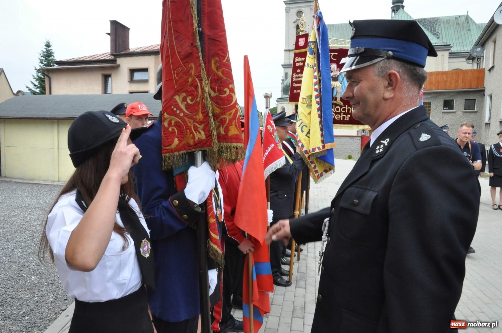 Zdjęcie w galerii na portalu naszraciborz.pl: Radość, łzy i wzruszenie. Strażacy z Krzanowic świętowali 130-lecie i żegnali swojego kapelana [FOTO i WIDEO] wiadomości z regionu