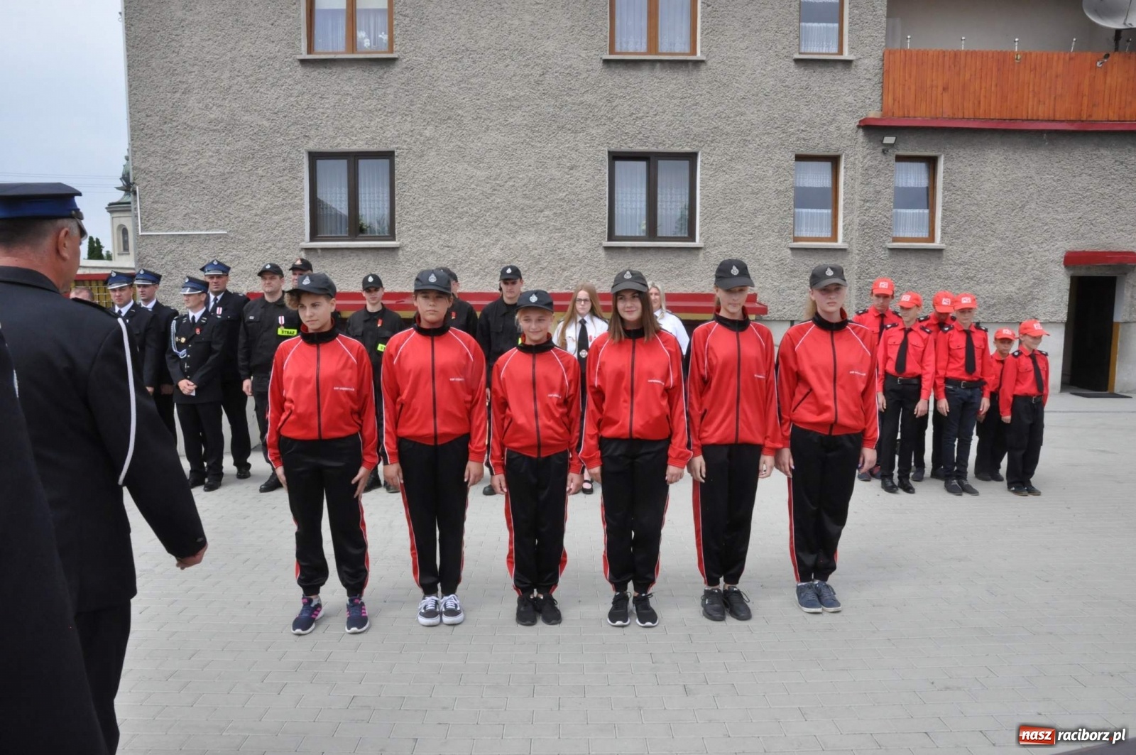 Zdjęcie w galerii na portalu naszraciborz.pl: Radość, łzy i wzruszenie. Strażacy z Krzanowic świętowali 130-lecie i żegnali swojego kapelana [FOTO i WIDEO] wiadomości z regionu