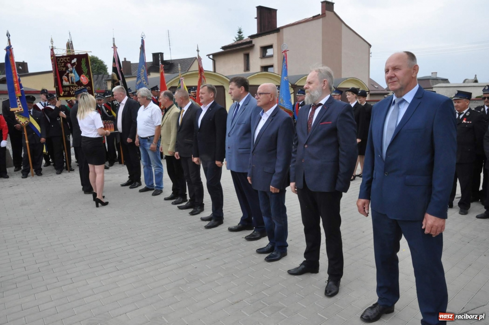 Zdjęcie w galerii na portalu naszraciborz.pl: Radość, łzy i wzruszenie. Strażacy z Krzanowic świętowali 130-lecie i żegnali swojego kapelana [FOTO i WIDEO] wiadomości z regionu