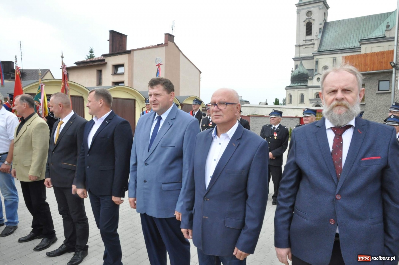 Zdjęcie w galerii na portalu naszraciborz.pl: Radość, łzy i wzruszenie. Strażacy z Krzanowic świętowali 130-lecie i żegnali swojego kapelana [FOTO i WIDEO] wiadomości z regionu