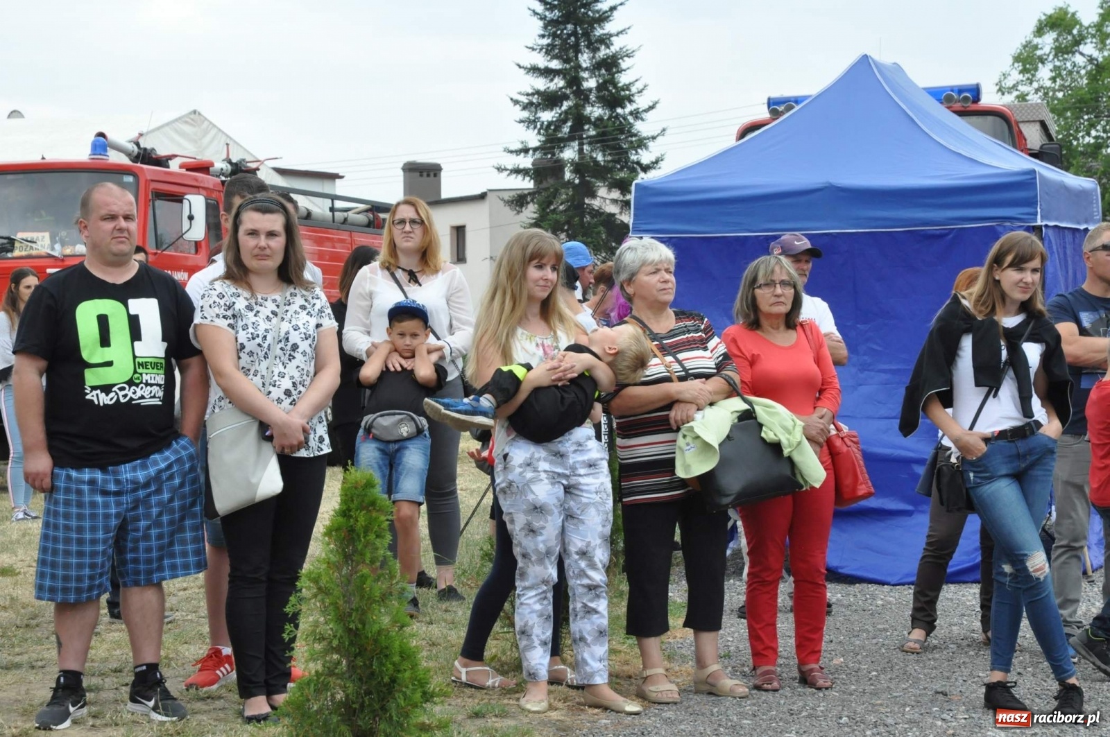 Zdjęcie w galerii na portalu naszraciborz.pl: Radość, łzy i wzruszenie. Strażacy z Krzanowic świętowali 130-lecie i żegnali swojego kapelana [FOTO i WIDEO] wiadomości z regionu