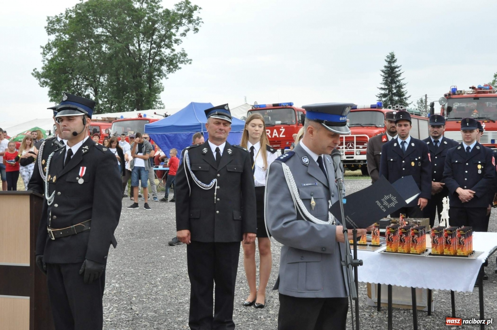 Zdjęcie w galerii na portalu naszraciborz.pl: Radość, łzy i wzruszenie. Strażacy z Krzanowic świętowali 130-lecie i żegnali swojego kapelana [FOTO i WIDEO] wiadomości z regionu