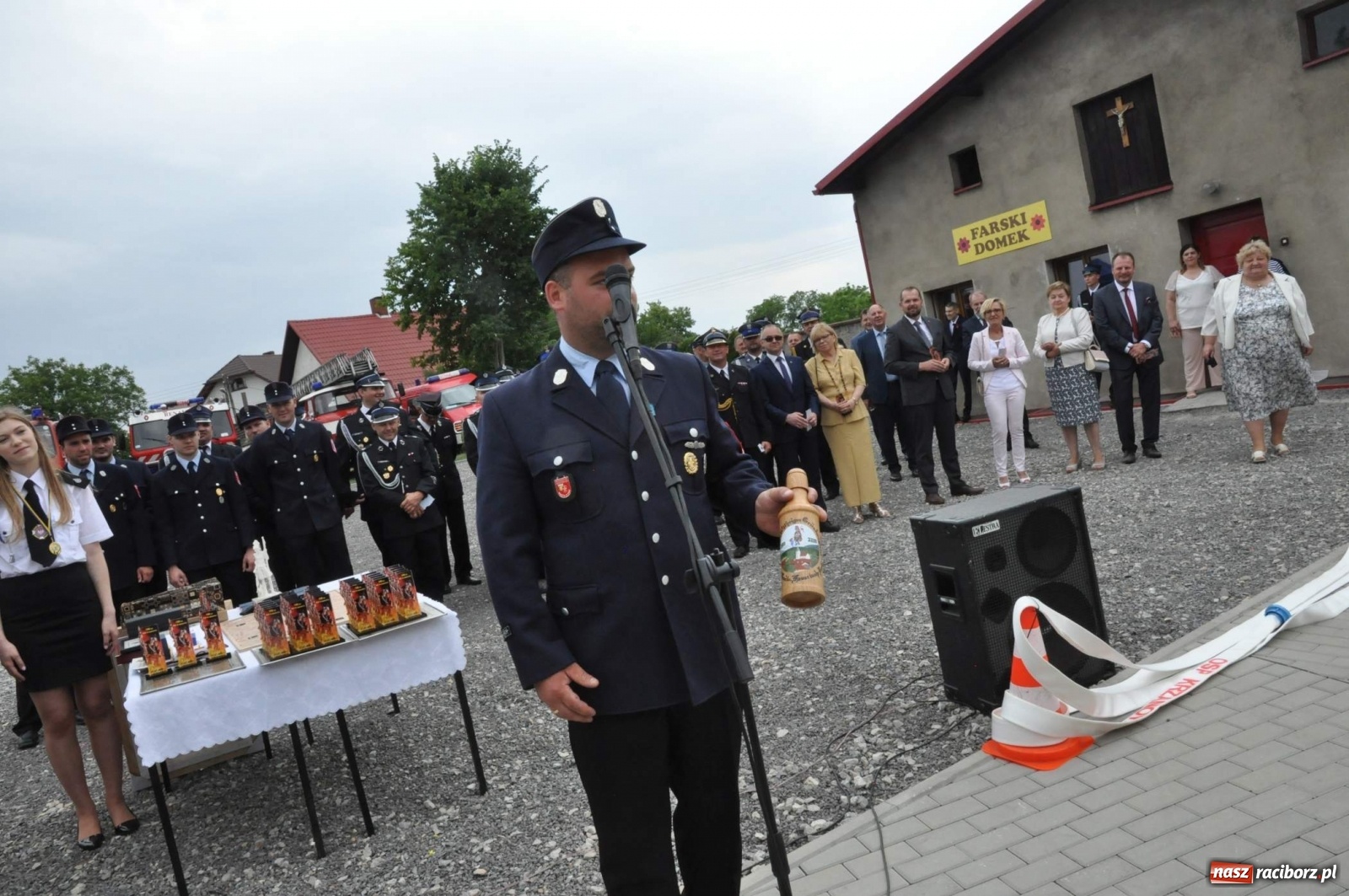 Zdjęcie w galerii na portalu naszraciborz.pl: Radość, łzy i wzruszenie. Strażacy z Krzanowic świętowali 130-lecie i żegnali swojego kapelana [FOTO i WIDEO] wiadomości z regionu