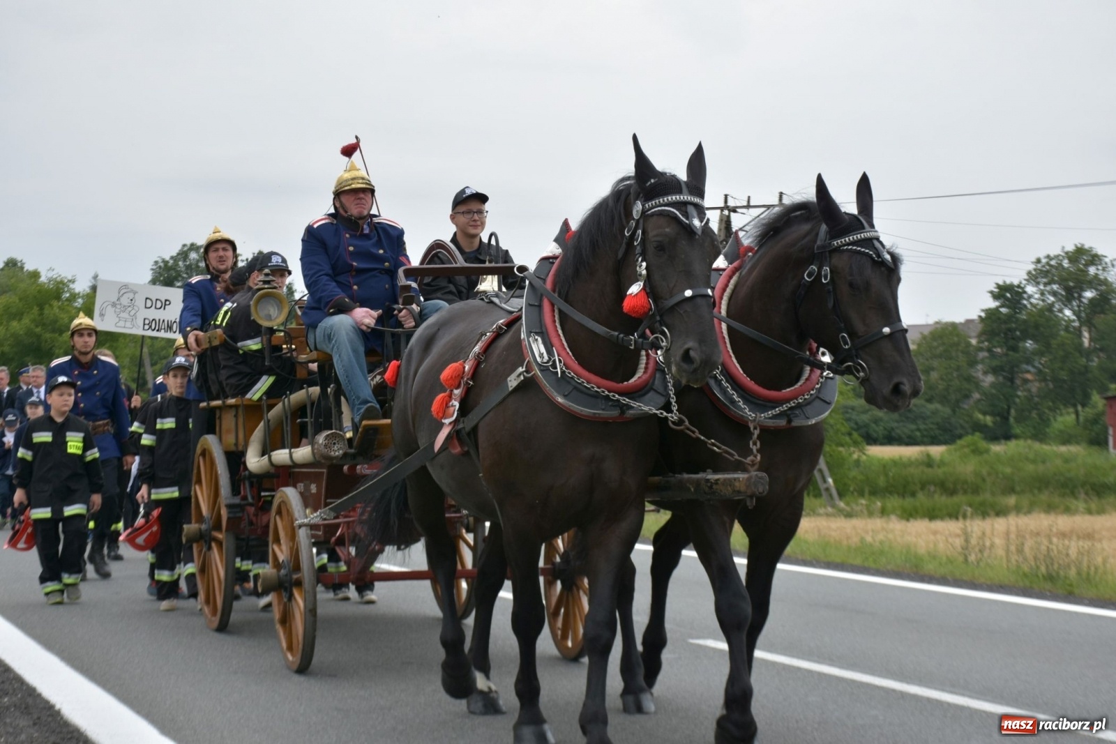 Zdjęcie w galerii na portalu naszraciborz.pl: Bieńkowickie zawody sikawek konnych. Tworków z głównym trofeum [FOTO i WIDEO] wiadomości z regionu