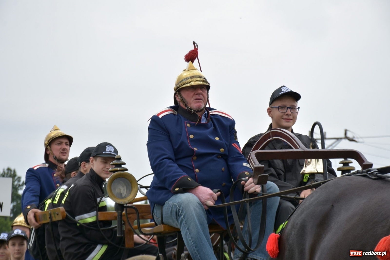 Zdjęcie w galerii na portalu naszraciborz.pl: Bieńkowickie zawody sikawek konnych. Tworków z głównym trofeum [FOTO i WIDEO] wiadomości z regionu