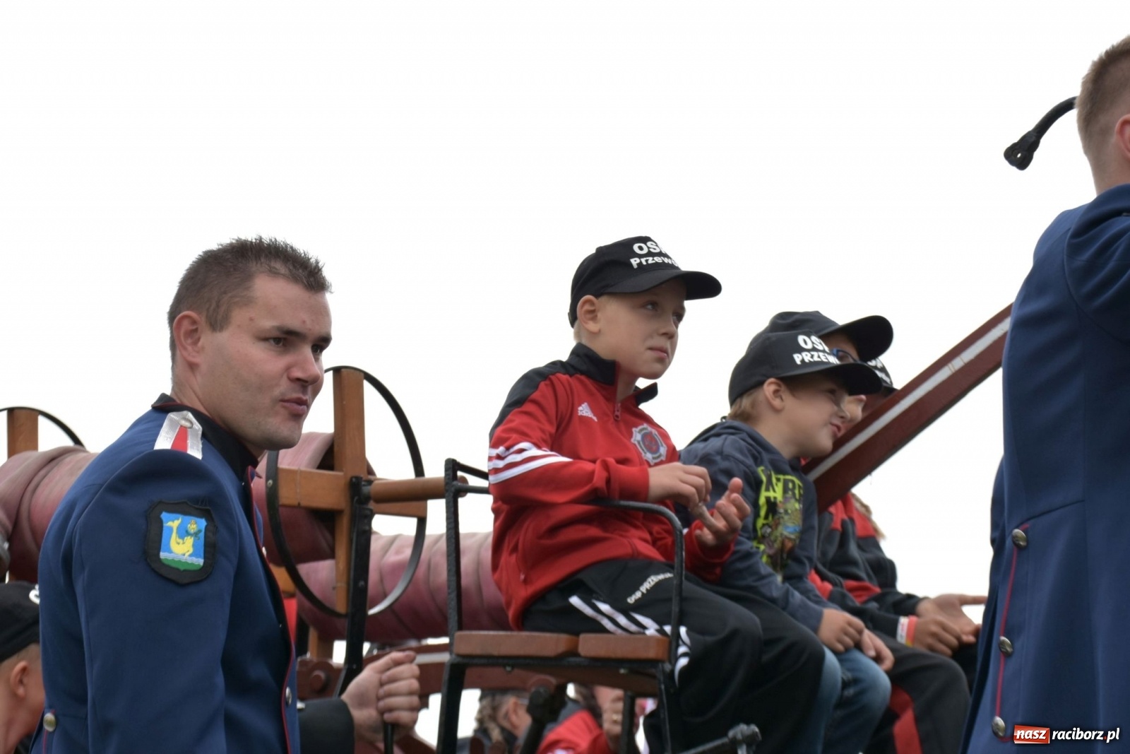 Zdjęcie w galerii na portalu naszraciborz.pl: Bieńkowickie zawody sikawek konnych. Tworków z głównym trofeum [FOTO i WIDEO] wiadomości z regionu