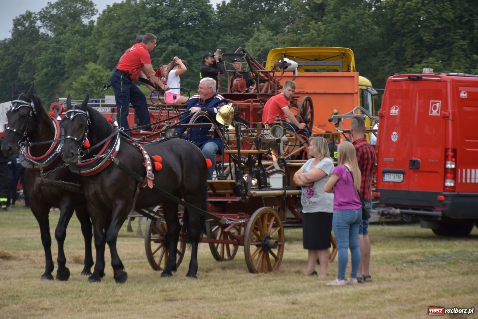 Zdjęcie w galerii na portalu naszraciborz.pl: Bieńkowickie zawody sikawek konnych. Tworków z głównym trofeum [FOTO i WIDEO] wiadomości z regionu