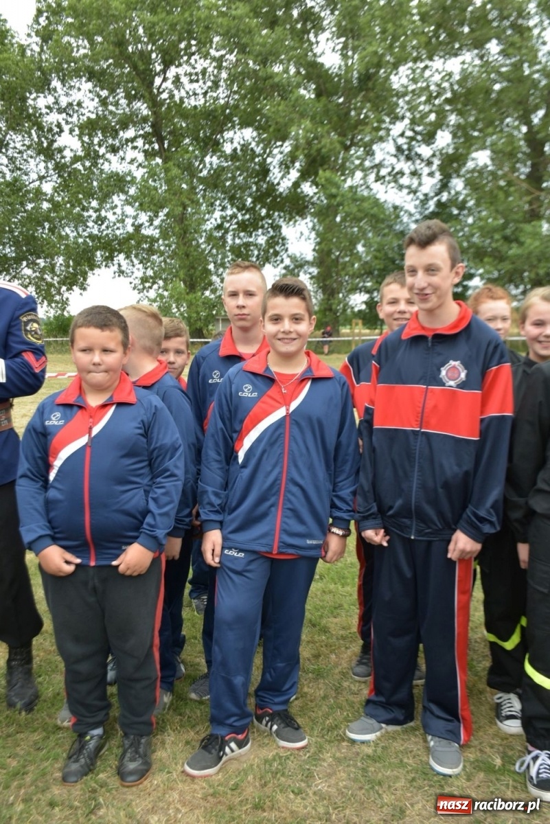 Zdjęcie w galerii na portalu naszraciborz.pl: Bieńkowickie zawody sikawek konnych. Tworków z głównym trofeum [FOTO i WIDEO] wiadomości z regionu