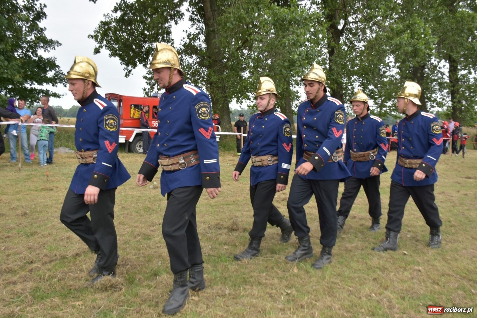 Zdjęcie w galerii na portalu naszraciborz.pl: Bieńkowickie zawody sikawek konnych. Tworków z głównym trofeum [FOTO i WIDEO] wiadomości z regionu