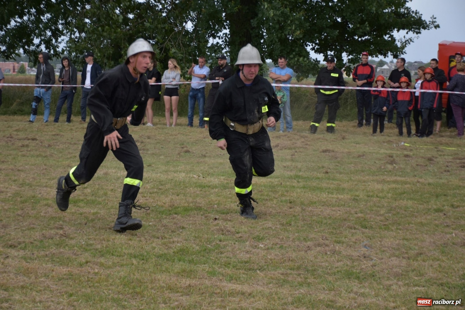 Zdjęcie w galerii na portalu naszraciborz.pl: Bieńkowickie zawody sikawek konnych. Tworków z głównym trofeum [FOTO i WIDEO] wiadomości z regionu