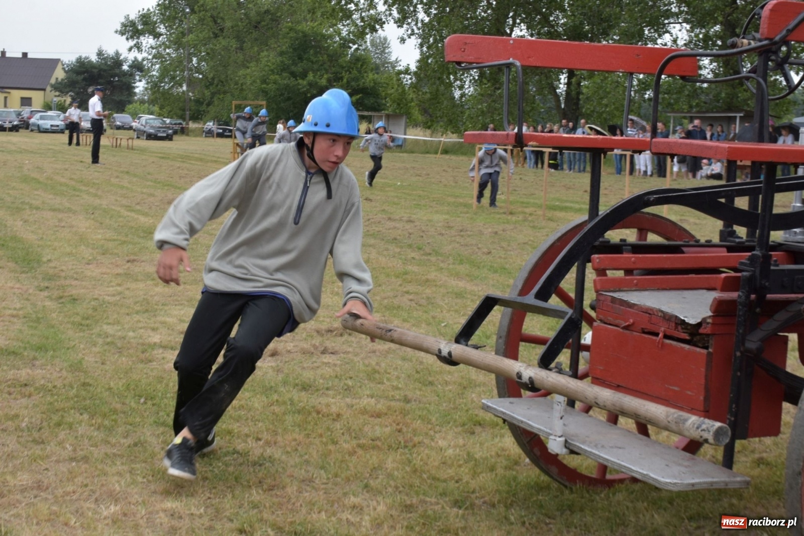 Zdjęcie w galerii na portalu naszraciborz.pl: Bieńkowickie zawody sikawek konnych. Tworków z głównym trofeum [FOTO i WIDEO] wiadomości z regionu