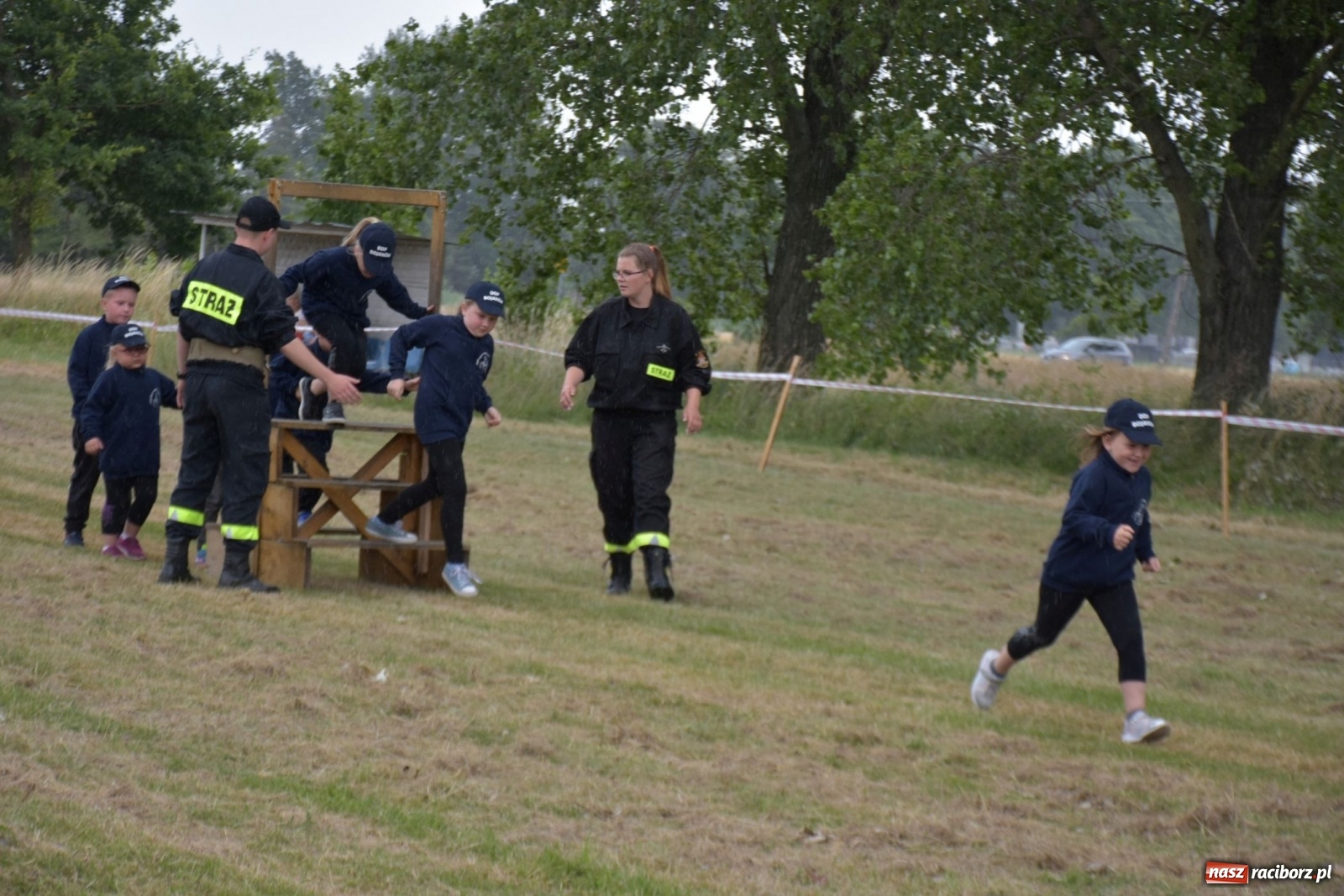Zdjęcie w galerii na portalu naszraciborz.pl: Bieńkowickie zawody sikawek konnych. Tworków z głównym trofeum [FOTO i WIDEO] wiadomości z regionu