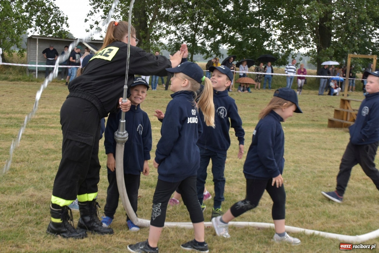Zdjęcie w galerii na portalu naszraciborz.pl: Bieńkowickie zawody sikawek konnych. Tworków z głównym trofeum [FOTO i WIDEO] wiadomości z regionu